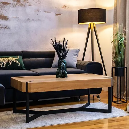 2 Bedroom Cozy In Apartment *